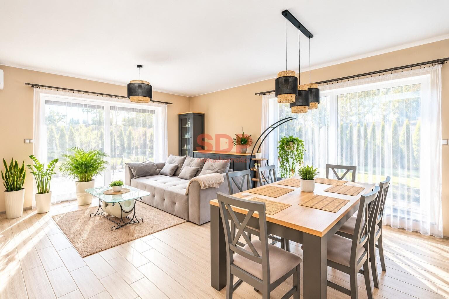 NOWOCZESNY DOM W KRYNICZNIE | DZIAŁKA 1481 m² | 2 GARAŻE | DUŻE TARASY - Image 1