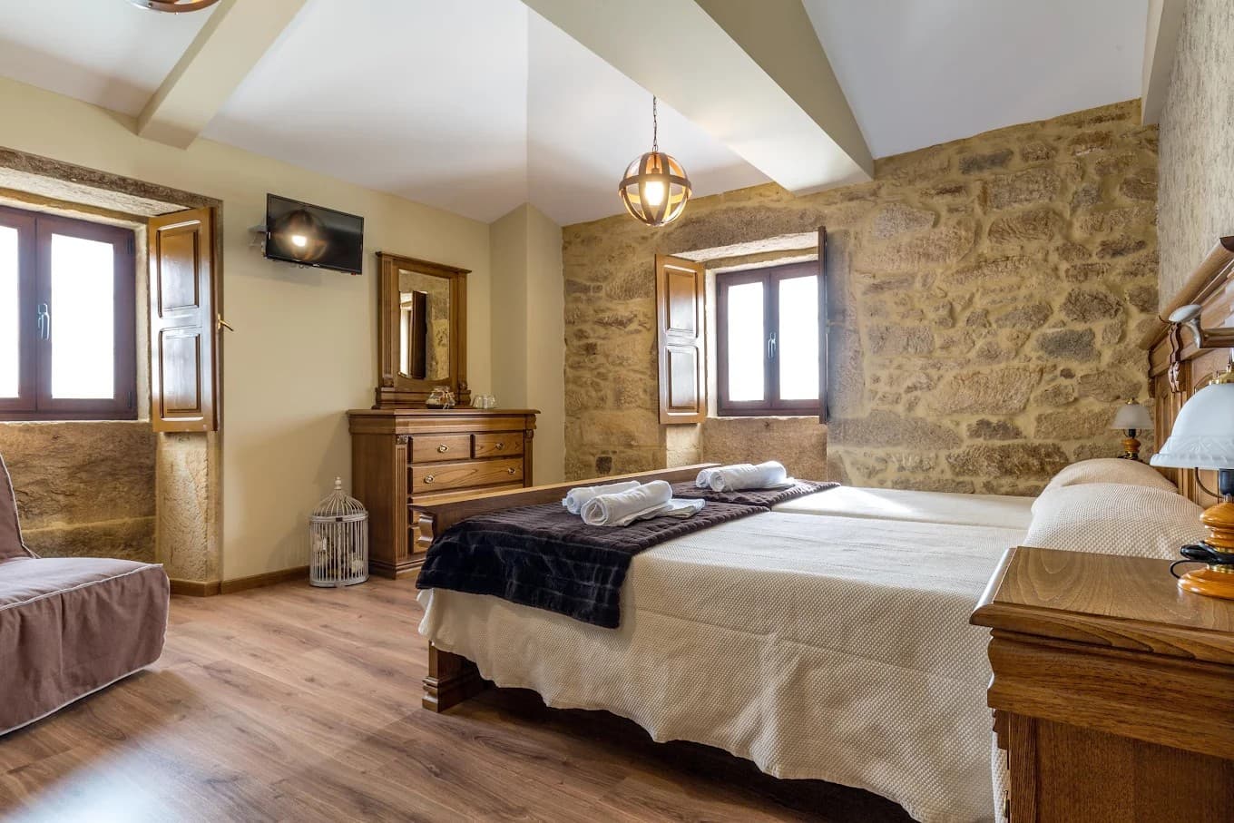 Espectacular casa de piedra con licencia turística en Palas de Rei – 370 m², 5 dormitorios, parcela - Obrázek 33