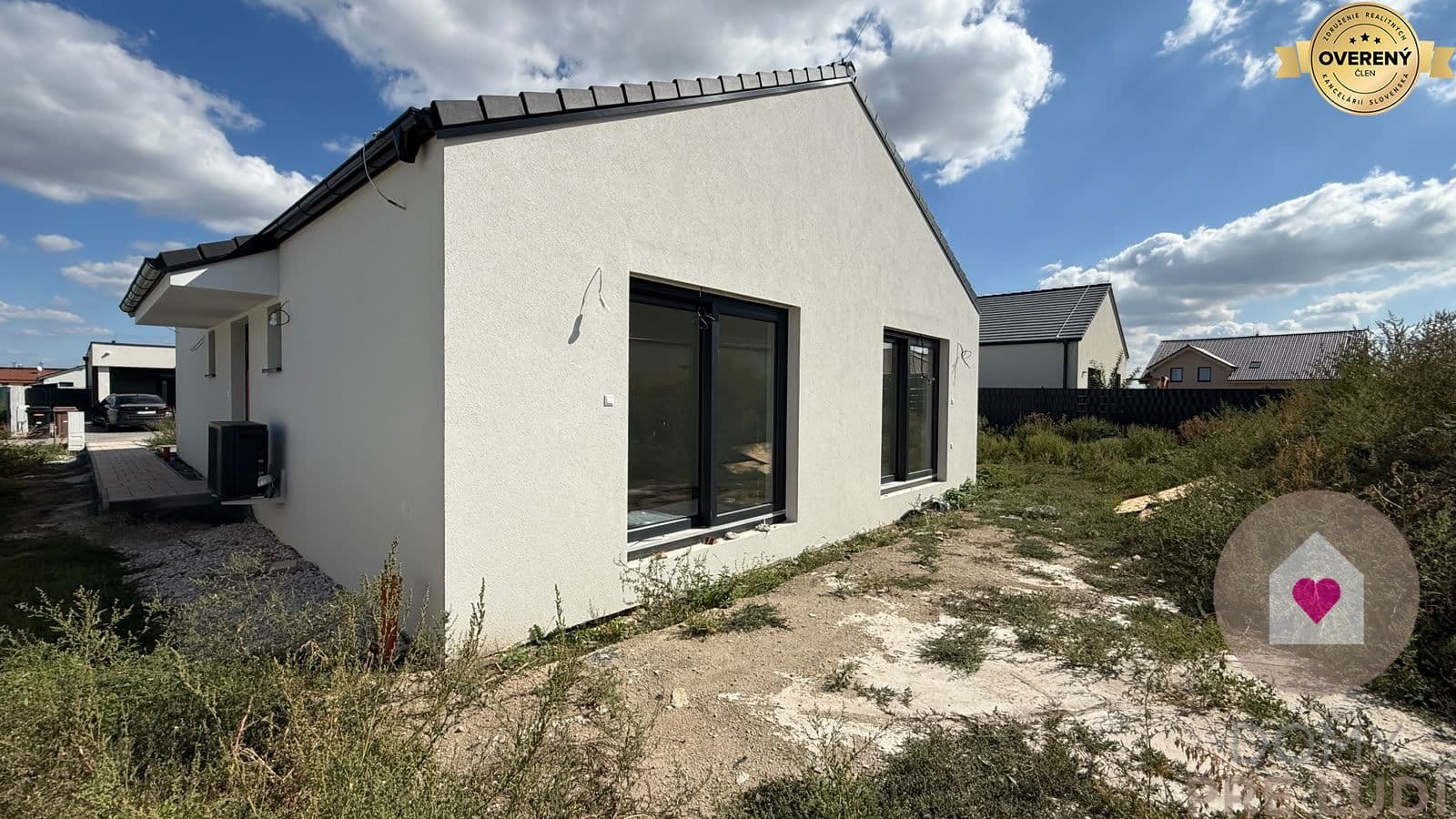 MODERNÝ 4-IZBOVÝ RODINNÝ DOM V SENCI | 116,52 m² | POZEMOK 561 m² – billede 1
